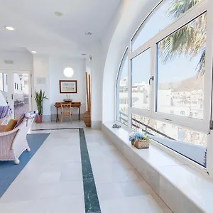 Dona Pakyta San Jose (Almeria)
